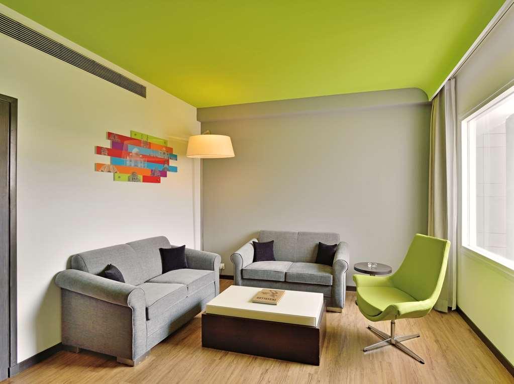 Park Inn By Radisson New Delhi Lajpat Nagar Номер фото