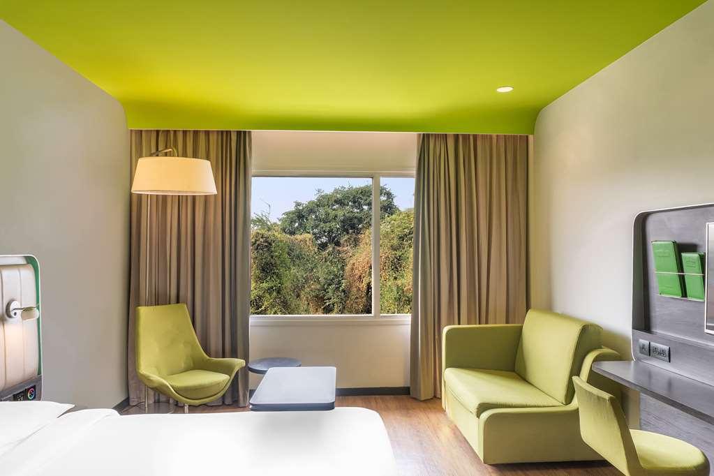 Park Inn By Radisson New Delhi Lajpat Nagar Номер фото